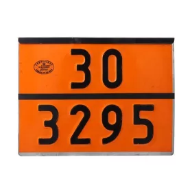 ADR tábla számozott 30/3295 szénhidrogén