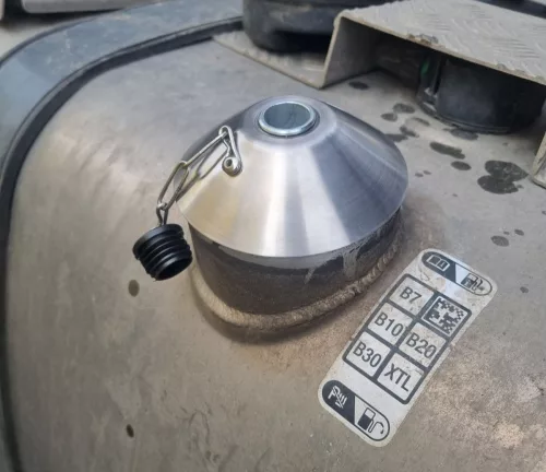 Biztonsági INOX tanksapka 80/100mm 2 körmös