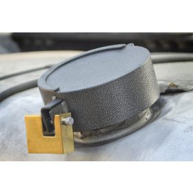   Tanksapkazár (Tanksapka bilincs) kicsi oldalra nyíló LAKATTAL