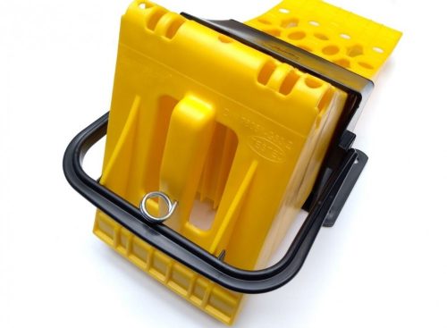 Kerék ék 22,5 col-os kerékhez, műanyag, tartóval