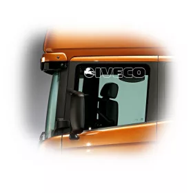 Logó+felirat légterelőre IVECO fehér (pár)