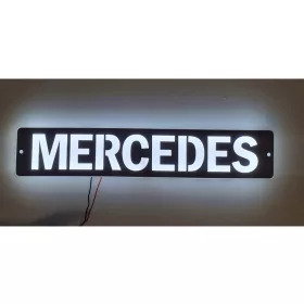 MERCEDES inox szögletes dísz HÁTTÉRVILÁGÍTÁSSAL