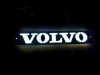 VOLVO inox szögletes dísz HÁTTÉRVILÁGÍTÁSSAL