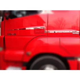 Mercedes Axor inox díszcsík ajtóra és oldalra párban