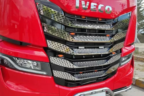Iveco S-Way inox hűtőrács szett