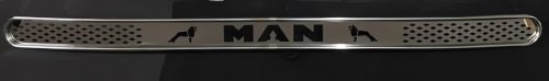 Man TGX inox díszrács a szélvédő aljára