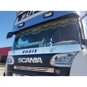 Scania R inox dísz a szélvédő aljára Vabis