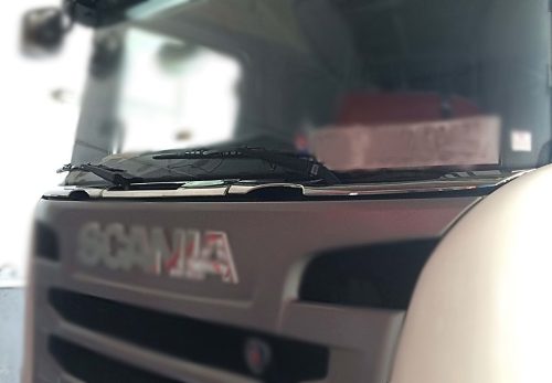 Scania inox díszcsík az ablaktörlők alá