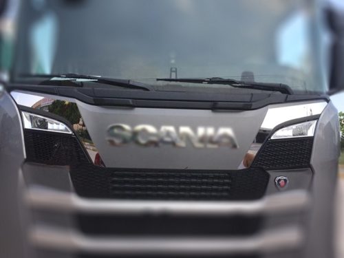 Scania S / R inox homlokfal dísz párban SZÉLES
