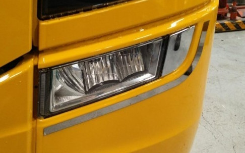 Scania S / R széria inox alsó ködlámpa keret párban SÍK