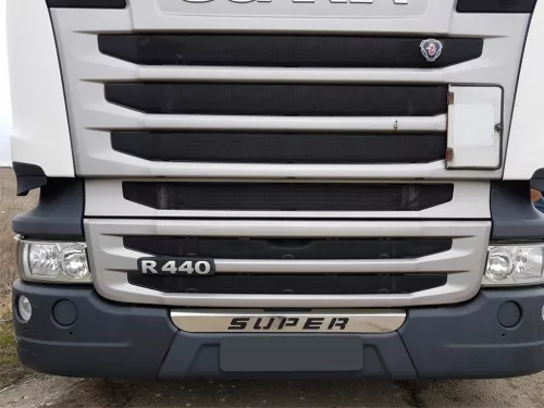 Scania inox lökhárító közép dísz Magas