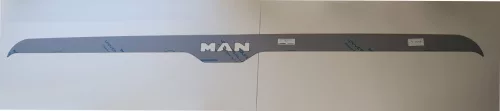 Man inox dísz hűtőrács fölé 138cm