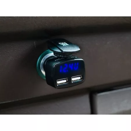 Szivargyújtós akku teszter +  dupla USB 12/24V