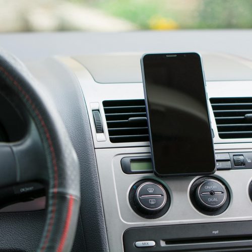 Mágneses telefontartó szellőzőrácsra