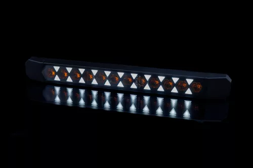Slim LED dinamikus első lámpa 12/24V