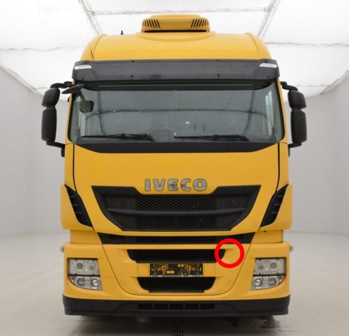 Iveco Stralis II. lökhárító borítás / takaró kupak BAL