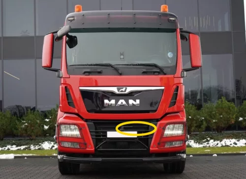 Man TGX / TGS Euro6 fém lökhárító felső lépcső Bal