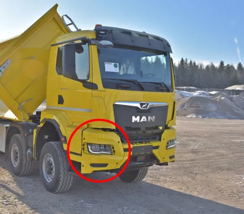 Man TGS 2021 terepes lökhárító tartó Jobb