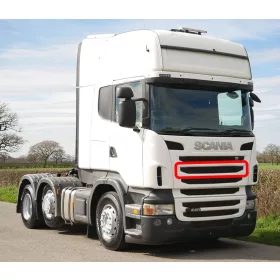   Scania R / P / G 2010-2016 felső hűtőrács középső betét