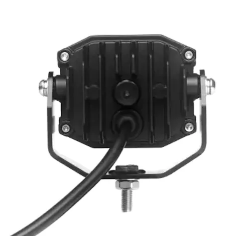 Formatervezett 4 CREE LED-es MINI munkalámpa 12/24V SZÚRÓ fénnyel