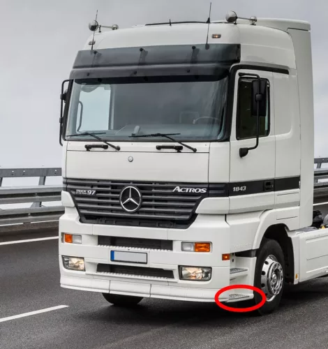 Mercedes Actros MP1 ELSŐ lépcsőbetét BAL
