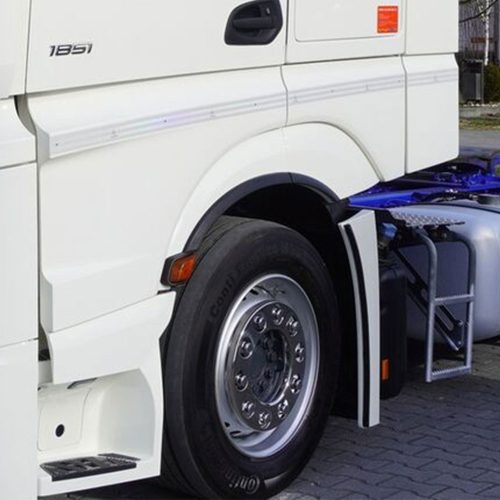 Mercedes MP4 / MP5 első sárvédő szélesítés szett