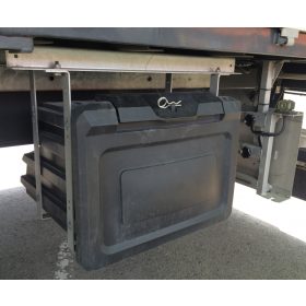 Szerszámos láda műanyag, lépcsős