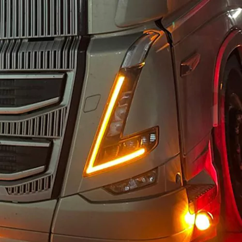 SÁRGA DRL betét Volvo FH5 / Aero fényszóróba PÁRBAN