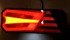 Full LED Dinamikus hátsó lámpa háromszög prizmával 12/24V Bal