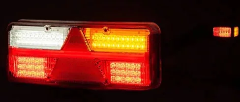 Kingpoint hátsó lámpa JOBB LED gumilámpával