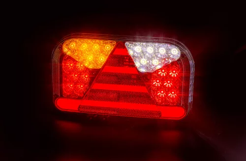 Full LED hátsó lámpa kerekített 5 funkciós Bal