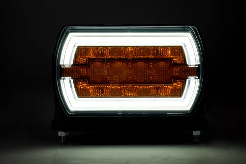 Cleo LED első lámpa Alul csavaros 12/24V